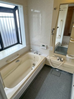 【浴室】 | 大阪府南河内郡河南町鈴美台一丁目・一戸建て