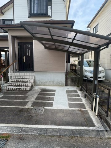 大阪府南河内郡河南町鈴美台一丁目・一戸建ての駐車場