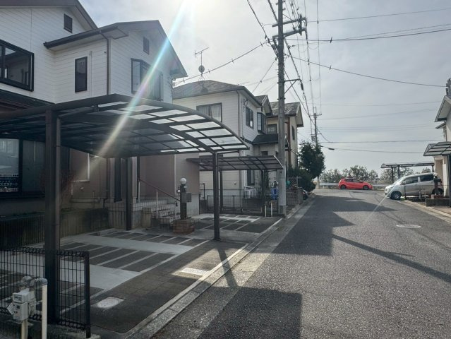 大阪府南河内郡河南町鈴美台一丁目・一戸建ての前面道路含む現地写真