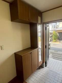 【玄関】 | 大阪府南河内郡河南町鈴美台一丁目・一戸建て