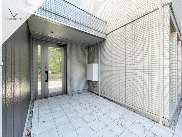 クラージュ のエントランス