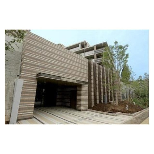 ザ・レジデンス津田沼奏の杜　センターレジデンスのエントランス