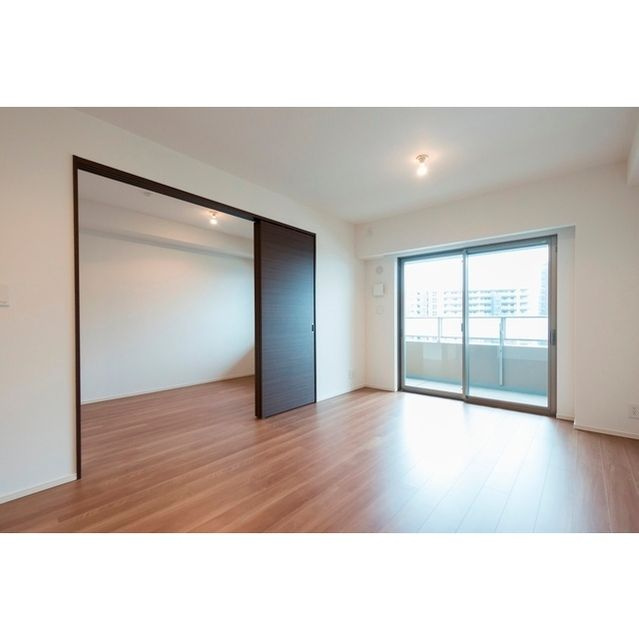 ザ・レジデンス津田沼奏の杜　センターレジデンスの居間・リビング