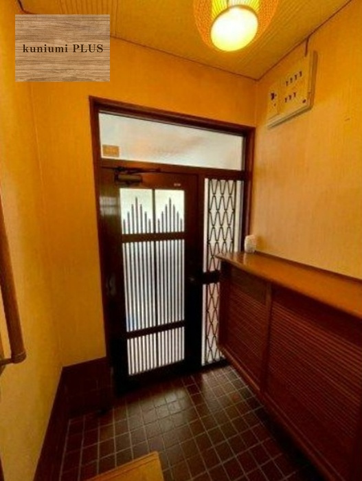 大阪市旭区清水3丁目の玄関