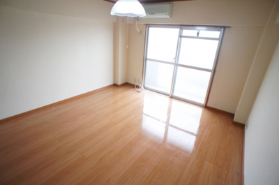 【居間・リビング】 | 喜連ロイヤル１号館