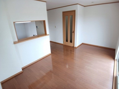 【居間・リビング】 | クリスマスローズⅡ | 使いやすいリビングです