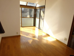 弥富市荷之上町焼田新田の中古一戸建の洋室