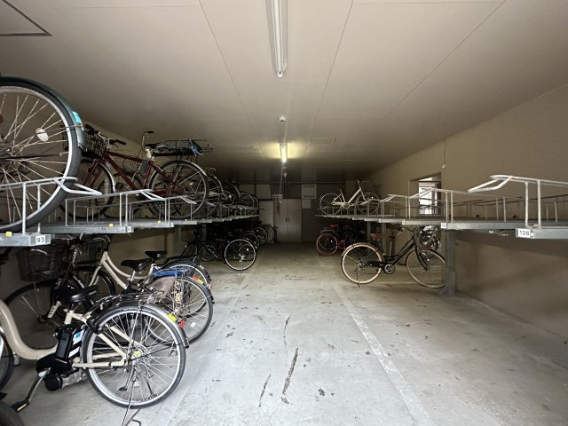 ライオンズマンション明石の駐輪場