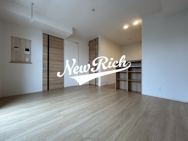 伊勢崎市赤堀今井町２丁目のアパートの居間・リビング