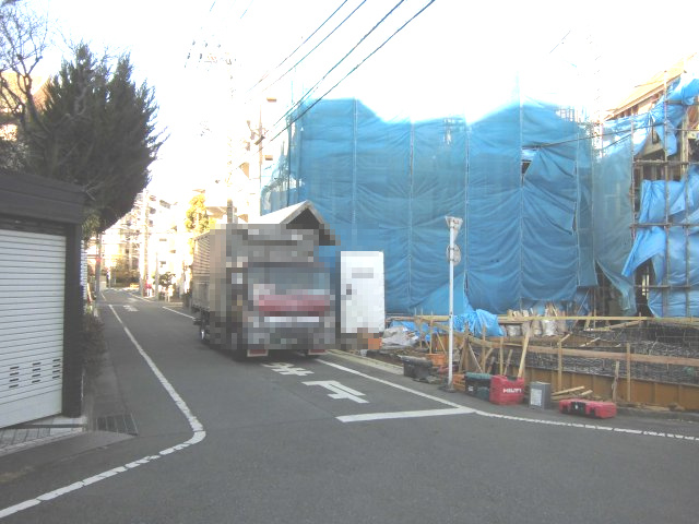 【前面道路含む現地写真】 | 板橋区成増4丁目新築戸建全4棟販売棟数2棟 | 前面道路含む現地写真です