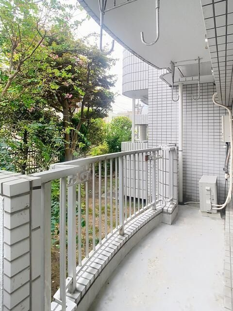 レピナールリサのバルコニー