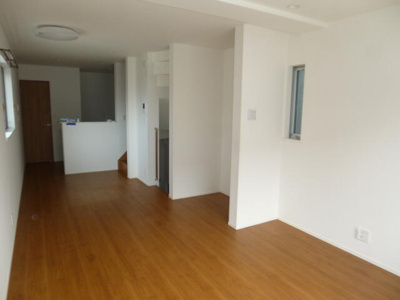 【居間・リビング】 | 菊名２丁目貸家