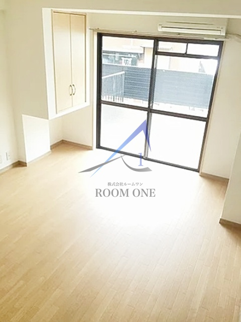 サンライズの居間・リビング|洋室のお部屋です。