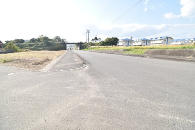 【前面道路含む現地写真】 | サンハート香月 | 北側