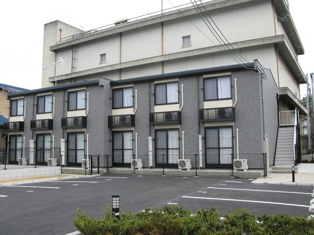 レオパレス室堂の外観