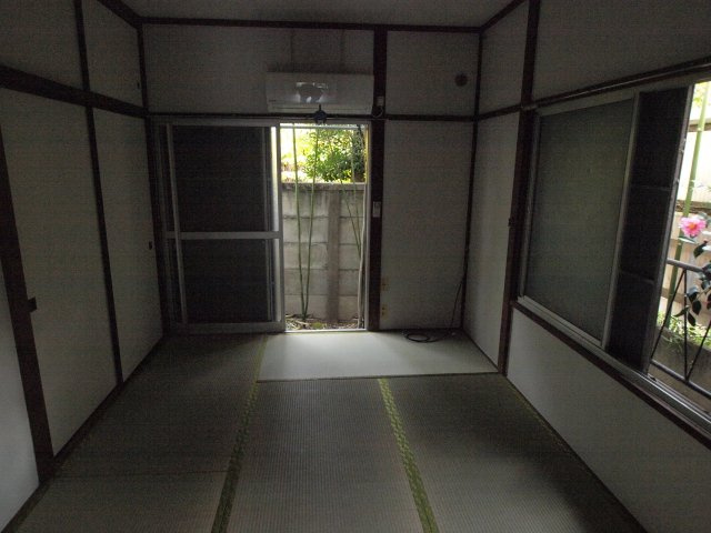 八重垣荘の和室