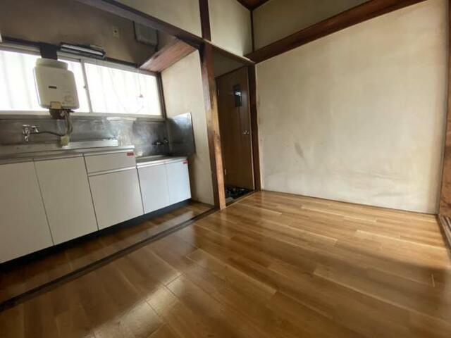 八重垣荘の内装