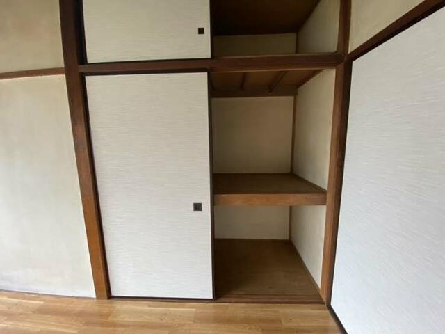 八重垣荘の内装