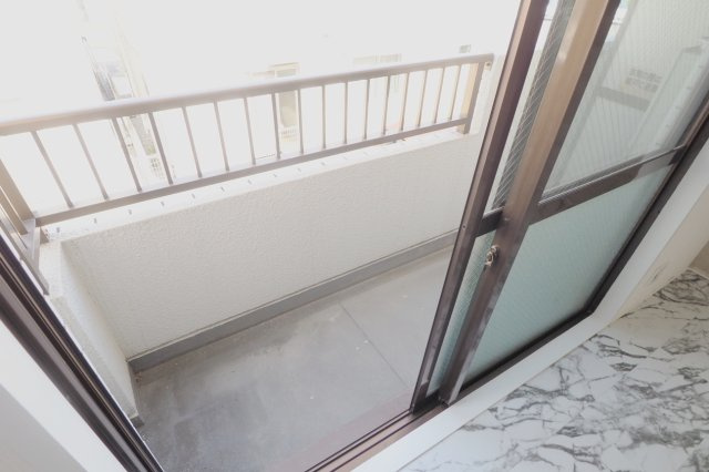 フォレスト東原のバルコニー