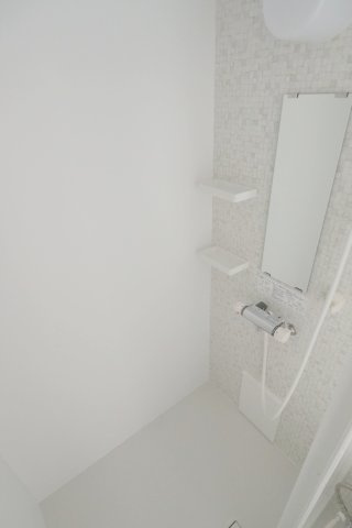 フォレスト東原の浴室