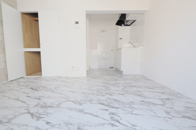 フォレスト東原の居間・リビング