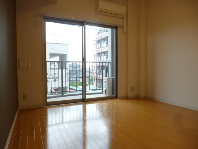 エルスプランドゥールの居間・リビング