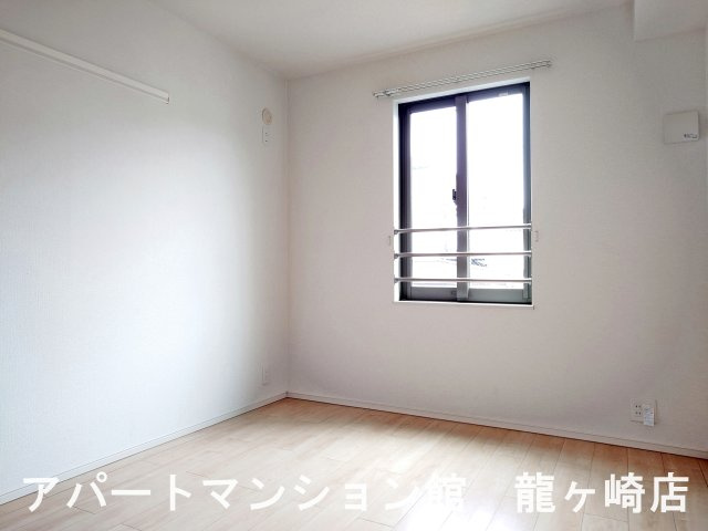 アポロンAの寝室