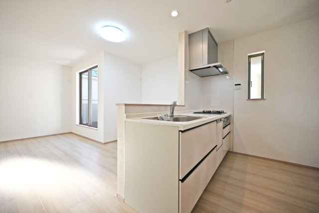 西宮市大社町新築一戸建て│2SLDK+駐車1台可のキッチン