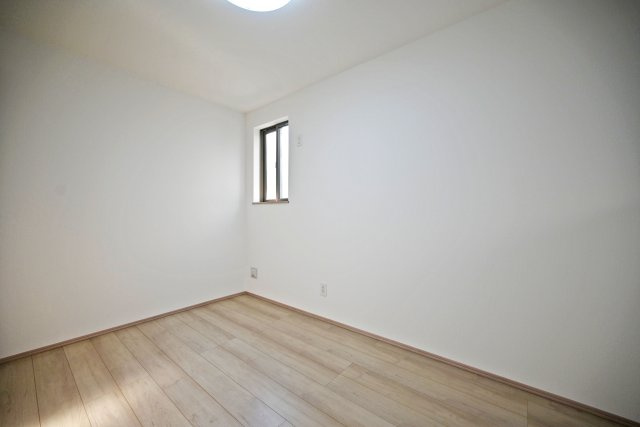 西宮市大社町新築一戸建て│2SLDK+駐車1台可の洋室|-洋室約4.6帖(1F)-