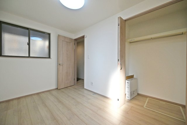 西宮市大社町新築一戸建て│2SLDK+駐車1台可の洋室|-洋室約4.6帖(1F)-