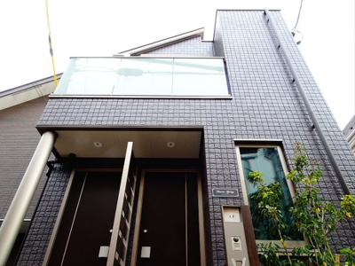 【エントランス】 | シャロンスプリング