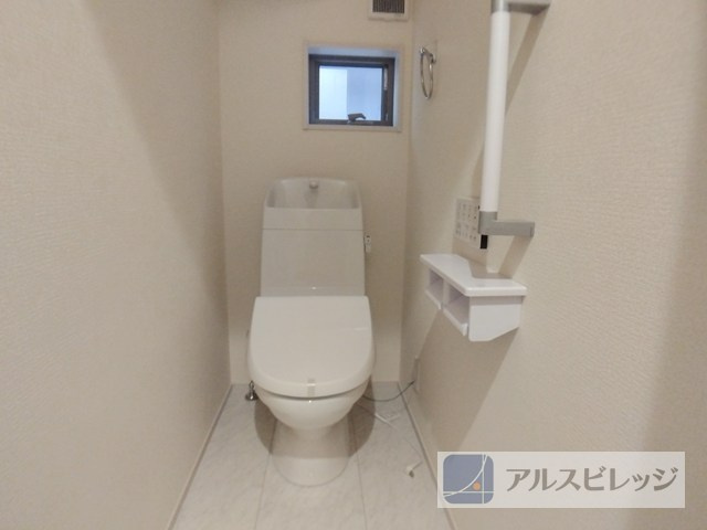 新築/新座市栄5丁目　全１棟のトイレ|ゆったりとした空間のトイレです