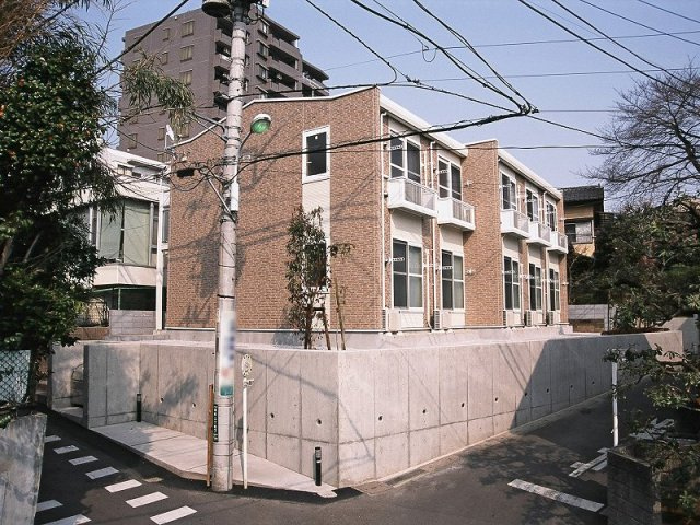 レオパレスＣｏｓｍｏｓの外観