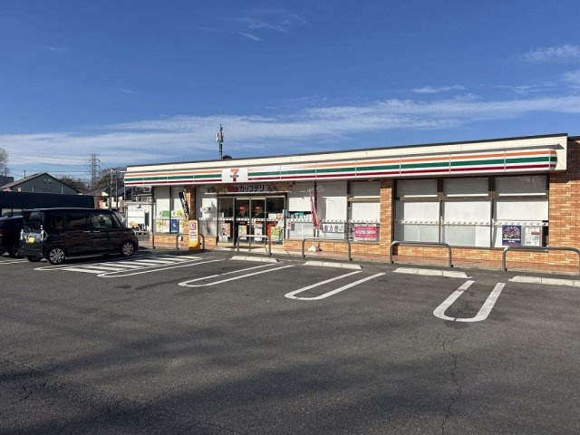 クレイノシンフォニアの周辺