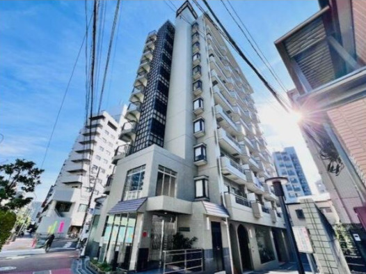 プラザ・ラ・ポールの外観