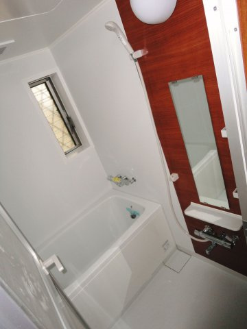 台東区谷中２丁目のアパートの浴室