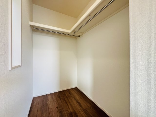 知多市つつじが丘3丁目11番17『仲介手数料無料』新築戸建ての収納