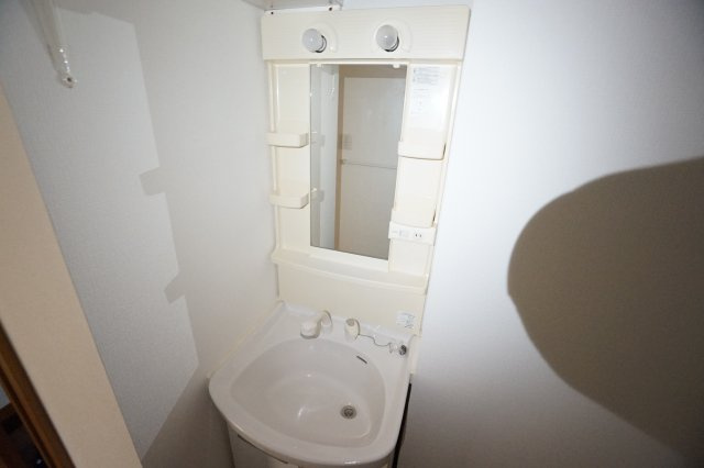 ブリリアントヒルの独立洗面台