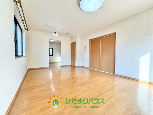 加須市久下５丁目　中古一戸建ての居間・リビング|2025年11月28日　撮影