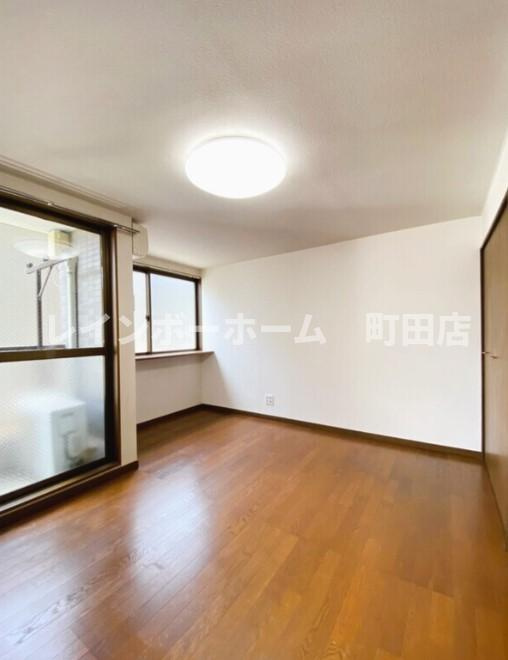 ニューアイコーマンションの居間・リビング|使いやすい居間です