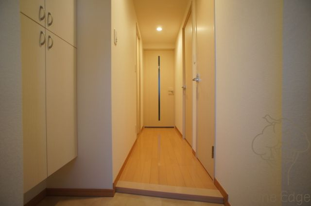 TOMODOAL北梅田の玄関