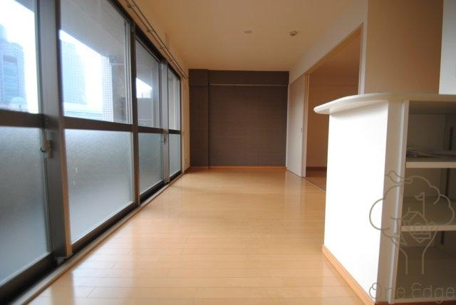 TOMODOAL北梅田の内装