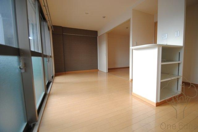 TOMODOAL北梅田の内装