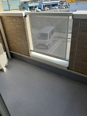 【バルコニー】 | ポルトラーノⅢ | 開放的で明るい空間を演出してくれるバルコニーです