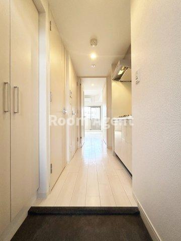 プレサンス名古屋STATIONキュオルの玄関