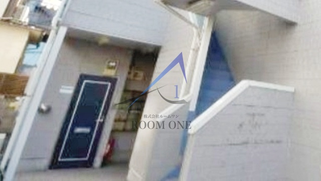 フロンティアのエントランス|エントランスです。