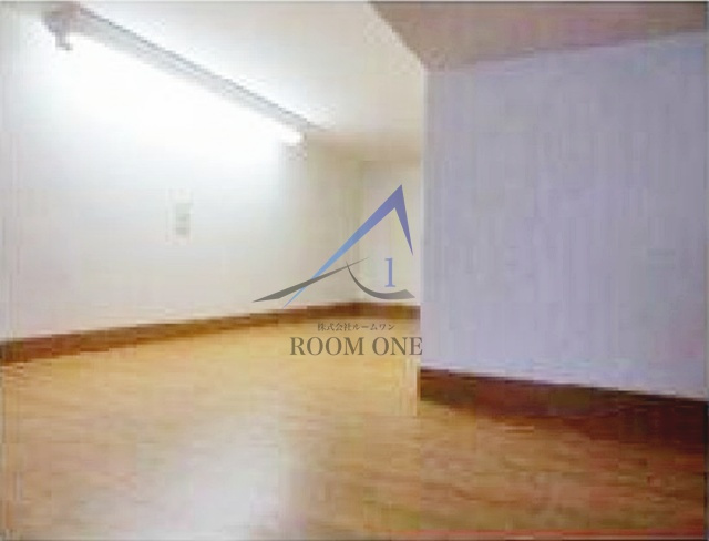 フロンティアの寝室|寝室です。