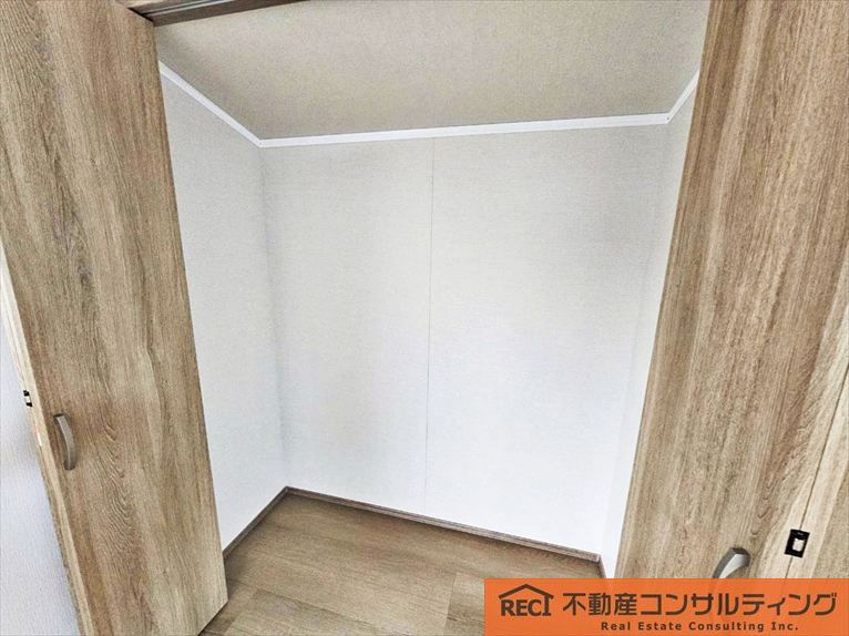 西宮市大社町　新築戸建　A号棟の収納