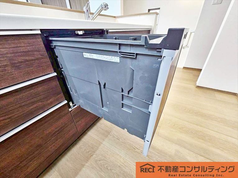 西宮市大社町　新築戸建　A号棟のキッチン