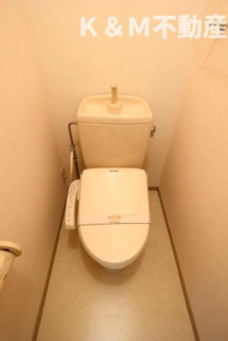 ベルデュールのトイレ|清潔感のあるトイレです